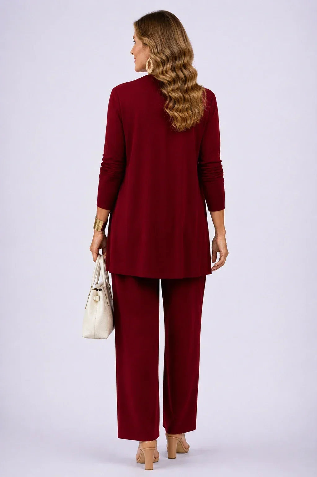 Conjunto de tres piezas burdeos con top de estampado floral - Foto 2