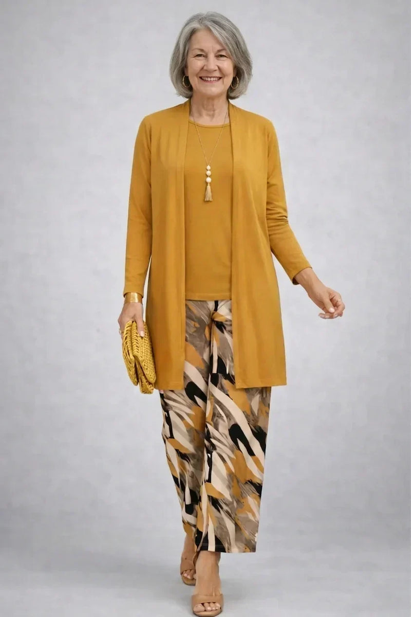 Conjunto de tres piezas mostaza con pantalón estampado - Foto 1