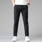 Pantalón elástico de hombre con corte limpio para cada día - Foto 1