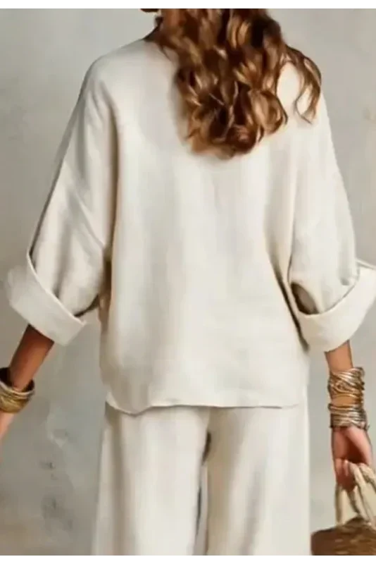 Conjunto de blusa con escote en V y pantalón ancho – Isabela - Foto 3
