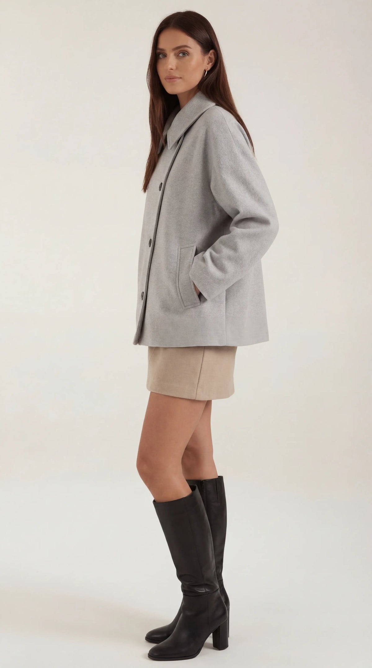 Abrigo oversize asimétrico para mujer, moderno y cálido - Foto 6
