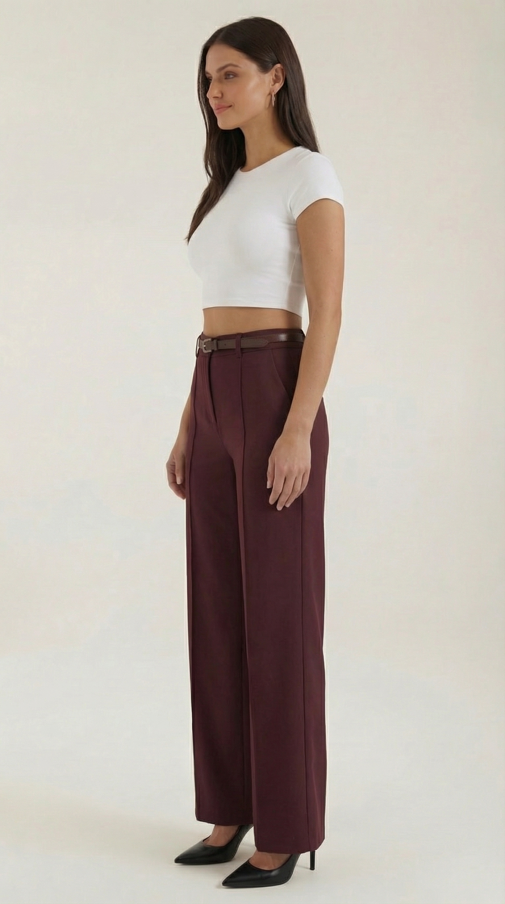 Pantalón ancho de mujer con pinzas y cinturón a juego - Foto 2