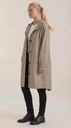 Chaqueta de lluvia con capucha para mujer, ligera y cómoda - Foto 6