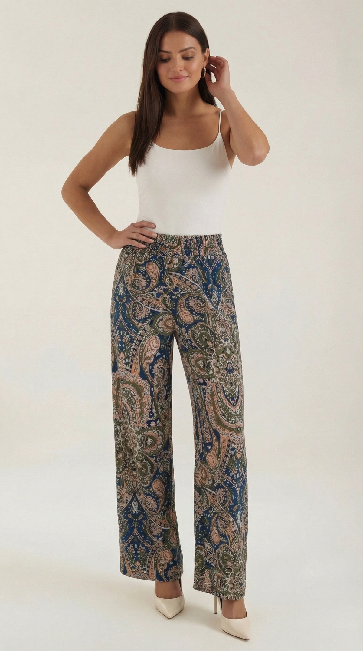 Pantalón fluido de mujer con estampado de cachemir - Foto 1