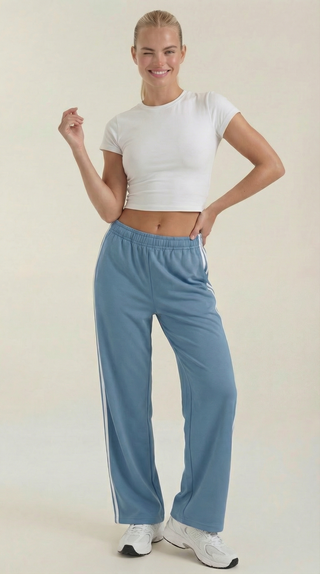 Pantalón deportivo ancho de mujer con franjas laterales - Foto 10