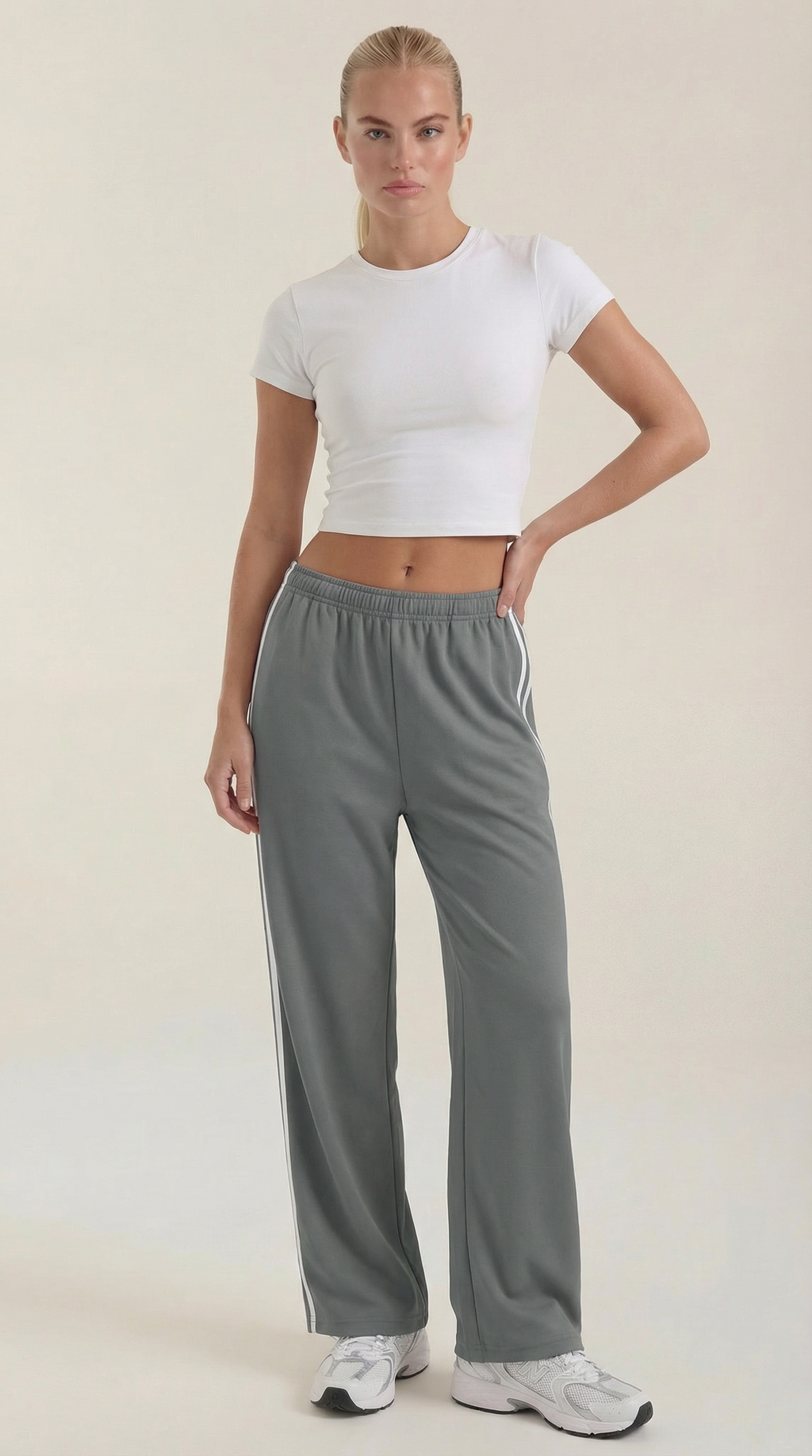 Pantalón deportivo ancho de mujer con franjas laterales - Foto 9